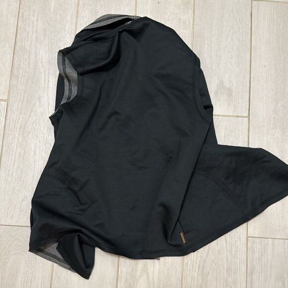 XS grey and black alala vest reversible - Picture 5 of 5